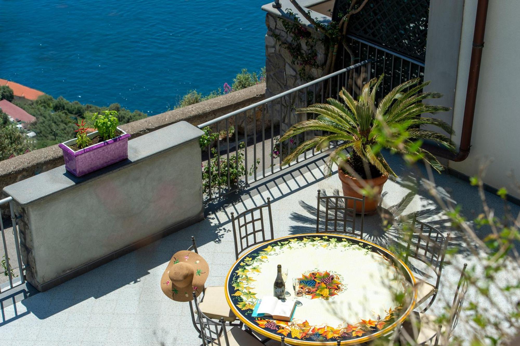 Le Contrade By Sosore Holiday Homes -Amalfi Coast Furore Bilik gambar